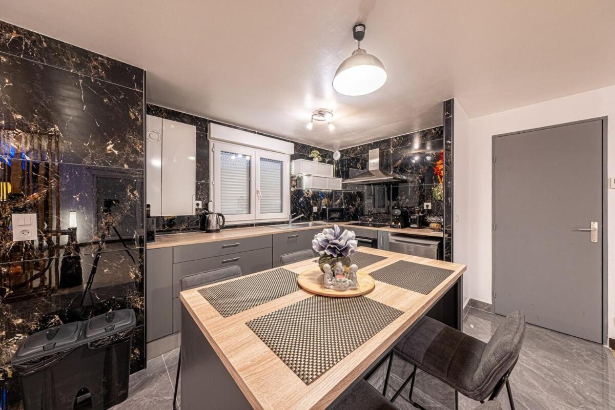 Appartamento Disney Skyline 2 Bussy-Saint-Georges Esterno foto